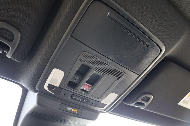 Photo of 2025 Pearl Honda Accord Hybrid