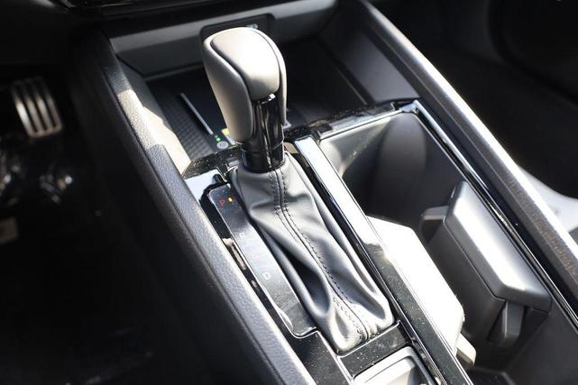 Photo of 2025 Pearl Honda Accord Hybrid