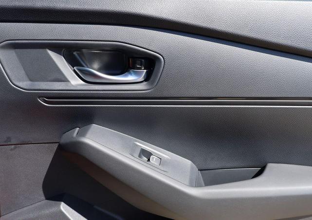 Photo of 2025 Crystal Black Pearl Honda Accord Hybrid