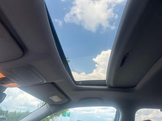 Photo of 2022 Crystal Black Pearl Honda Pilot