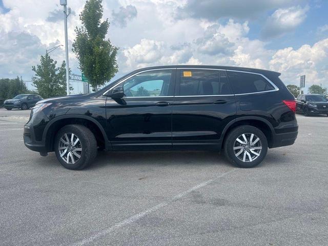 Photo of 2022 Crystal Black Pearl Honda Pilot