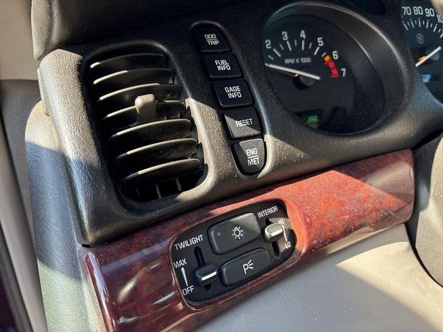 Photo of 2005 Dark Granite Metallic Buick LeSabre