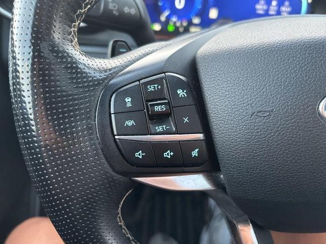 Photo of 2020 Magnetic Metallic Ford Explorer