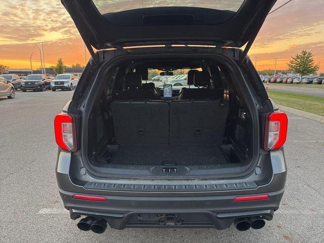 Photo of 2020 Magnetic Metallic Ford Explorer