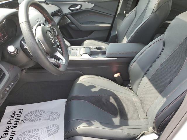 Photo of 2025 Platinum White Pearl Acura TLX