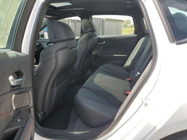 Photo of 2025 Platinum White Pearl Acura TLX