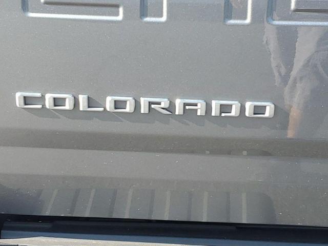 Photo of 2021 Satin Steel Metallic Chevrolet Colorado