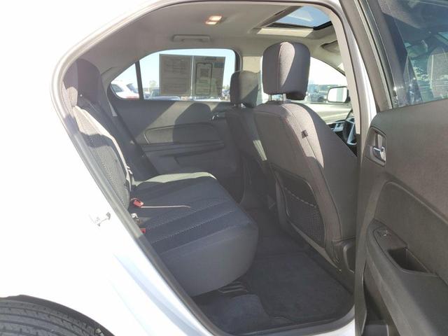 Photo of 2016 Summit White Chevrolet Equinox