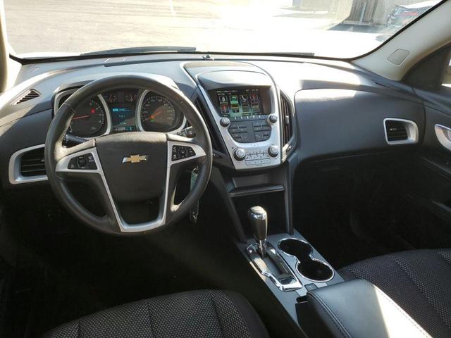 Photo of 2016 Summit White Chevrolet Equinox