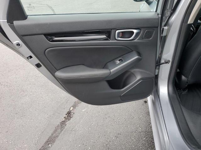 Photo of 2022 Lunar Silver Metallic Honda Civic