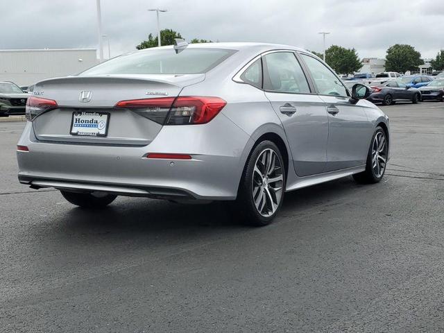 Photo of 2022 Lunar Silver Metallic Honda Civic