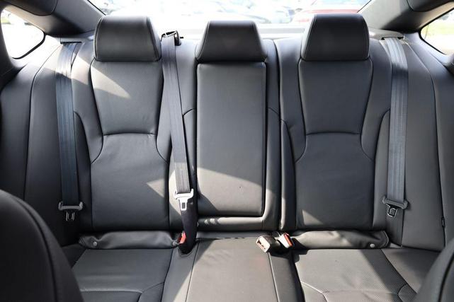 Photo of 2025 Silver Metallic Honda Accord Hybrid