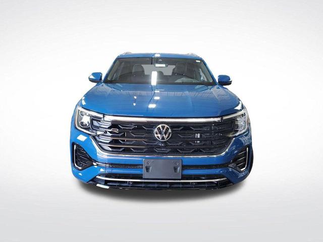 Photo of 2025 Blue Metallic Volkswagen Atlas Cross Sport