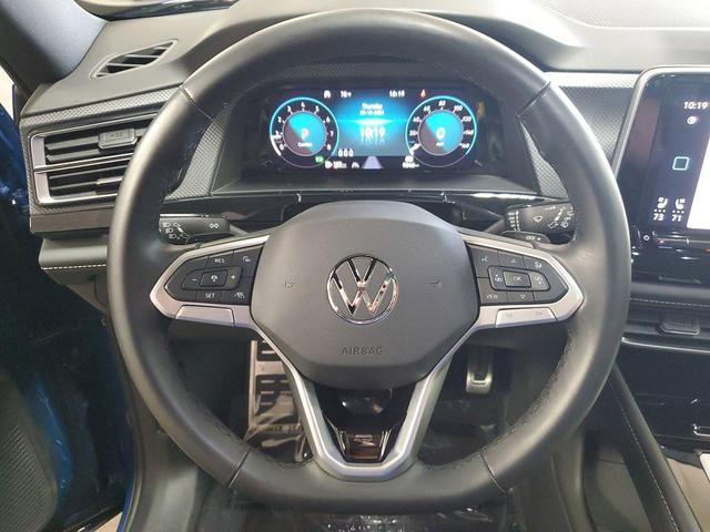 Photo of 2025 Blue Metallic Volkswagen Atlas Cross Sport