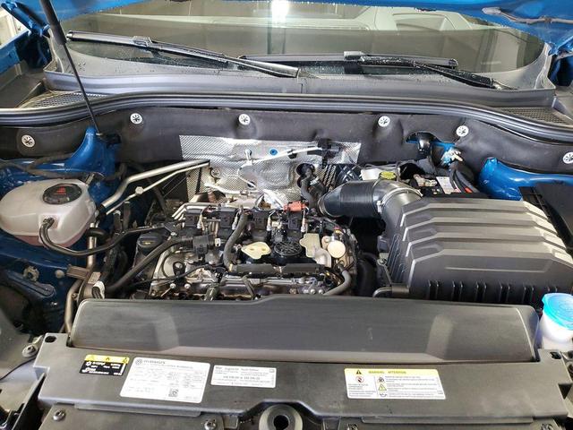 Photo of 2025 Blue Metallic Volkswagen Atlas Cross Sport