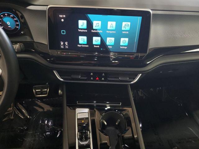 Photo of 2025 Blue Metallic Volkswagen Atlas Cross Sport