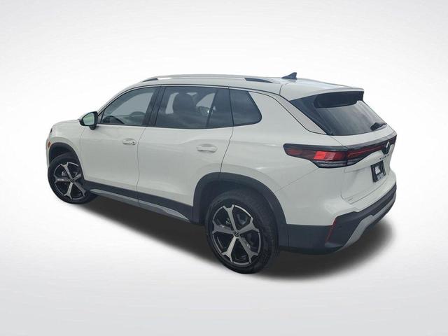 Photo of 2025 Pure White Volkswagen Tiguan