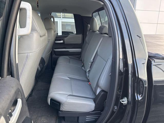 Photo of 2019 Midnight Black Metallic Toyota Tundra