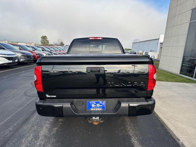 Photo of 2019 Midnight Black Metallic Toyota Tundra