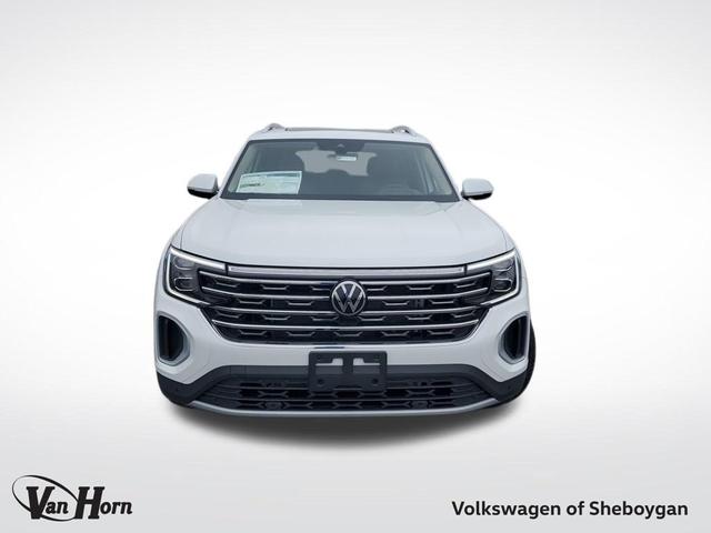 Photo of 2025 Opal White Pearl Volkswagen Atlas