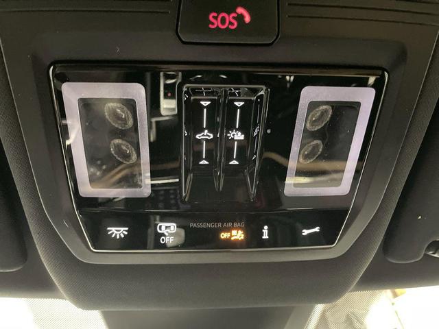 Photo of 2024 Silver Mist Metallic Volkswagen Atlas Cross Sport