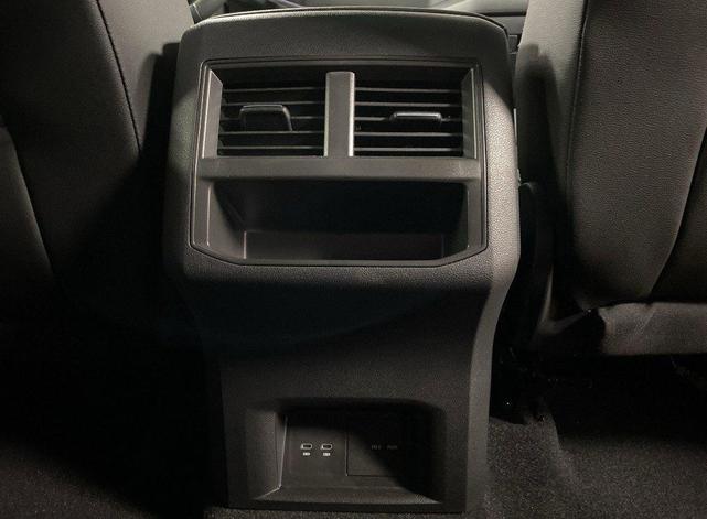 Photo of 2023 Deep Black Pearl Volkswagen Atlas Cross Sport