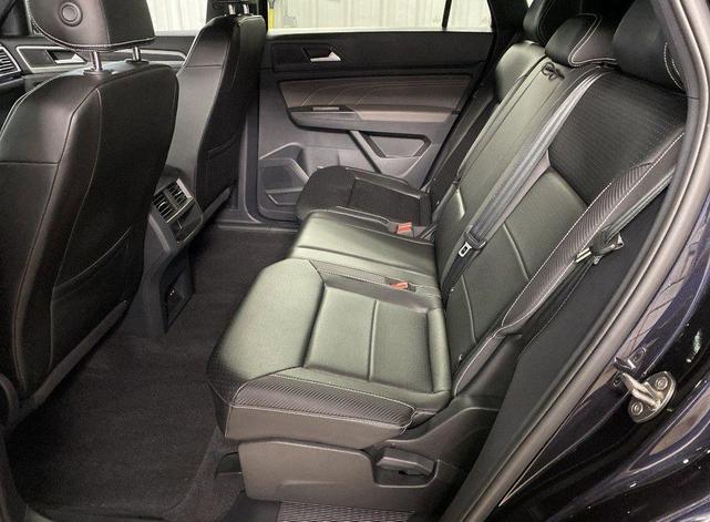 Photo of 2023 Deep Black Pearl Volkswagen Atlas Cross Sport