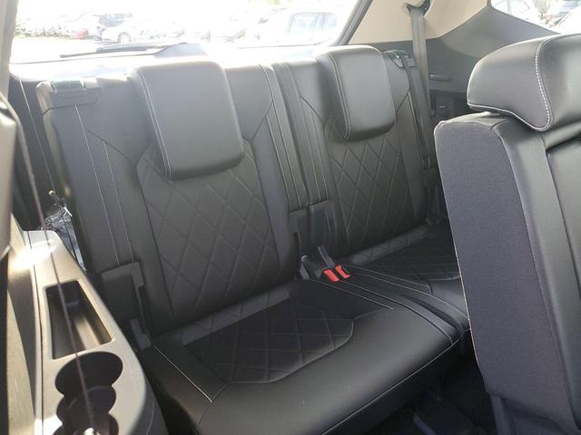 Photo of 2024 Deep Black Volkswagen Atlas