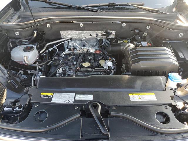 Photo of 2024 Deep Black Volkswagen Atlas