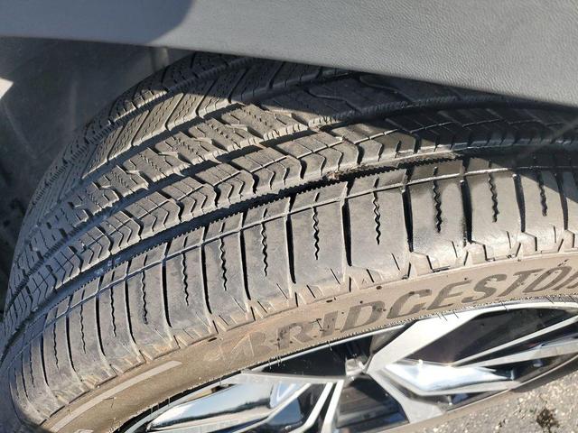 Photo of 2024 Deep Black Volkswagen Atlas