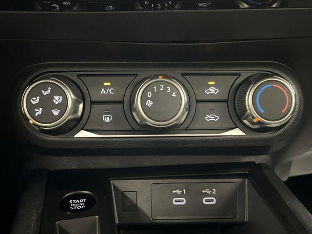 Photo of 2025 Deep Blue Pearl Nissan Kicks