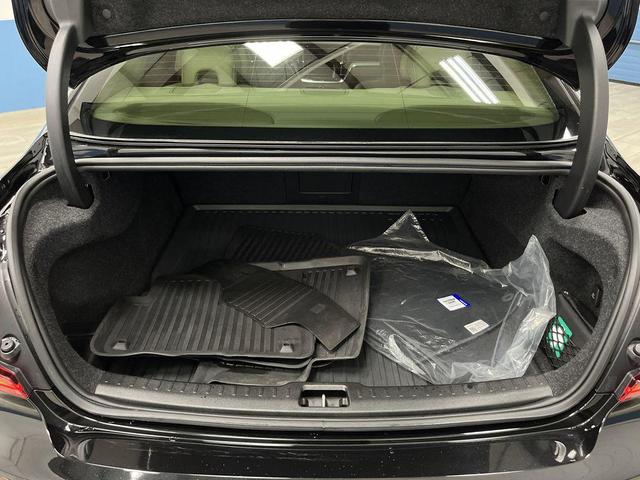 Photo of 2024 Gray Volvo S60