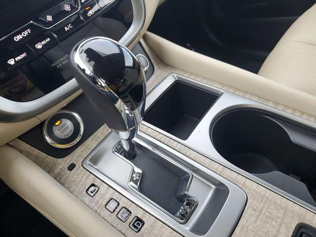 Photo of 2024 Gun Metallic Nissan Murano