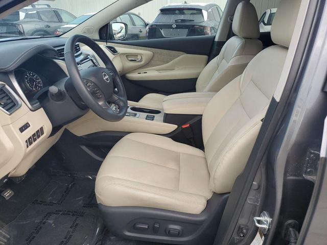 Photo of 2024 Gun Metallic Nissan Murano