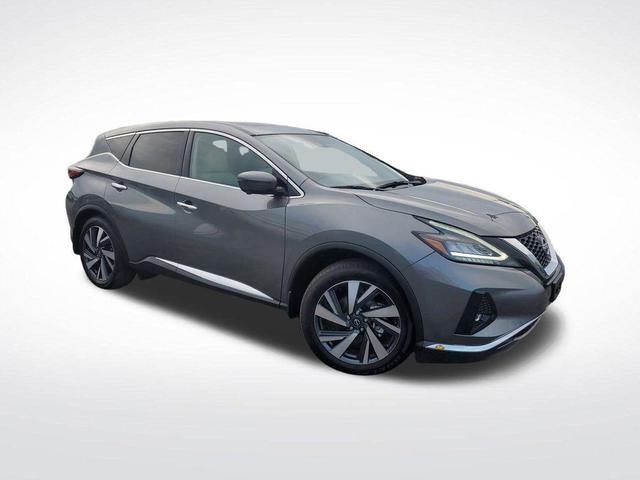 Photo of 2024 Gun Metallic Nissan Murano