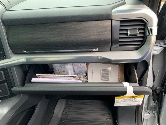 Photo of 2025 White Metallic Ford F-150