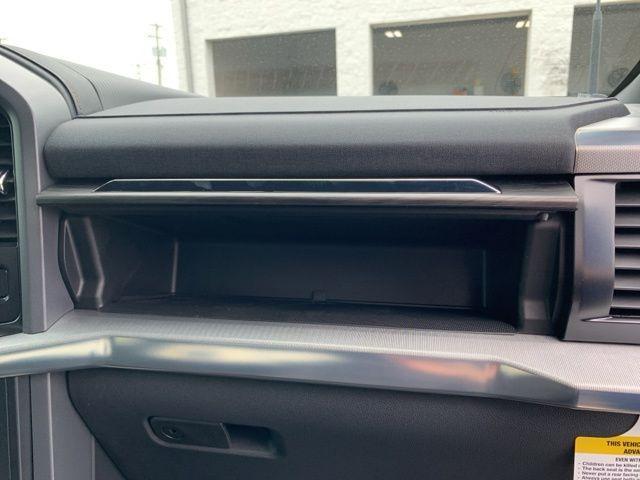 Photo of 2025 White Metallic Ford F-150