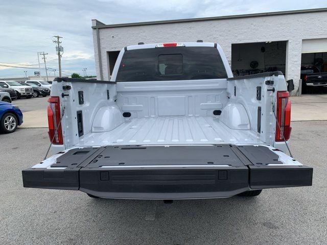 Photo of 2025 White Metallic Ford F-150