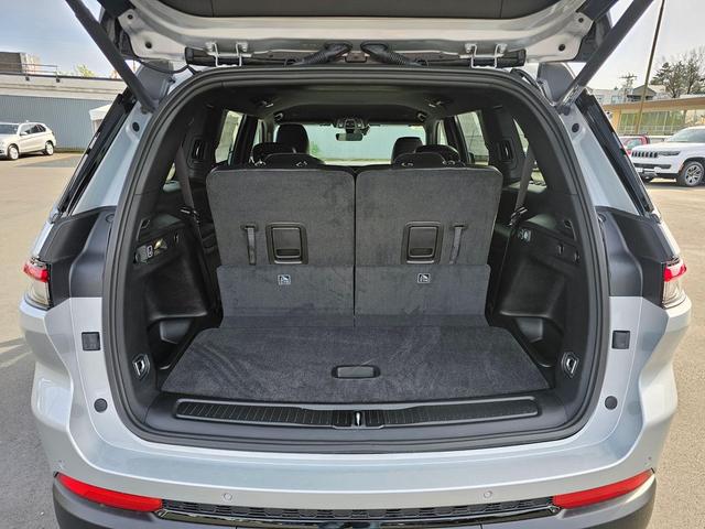 Photo of 2025  Jeep Grand Cherokee L