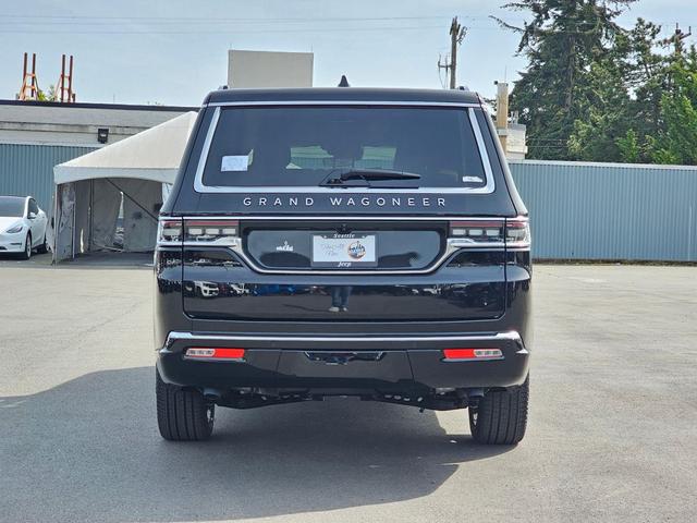 Photo of 2025  Jeep Grand Wagoneer L