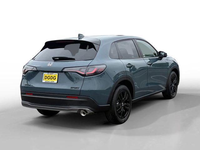 Photo of 2026 Nordic Forest Pearl Honda HR-V