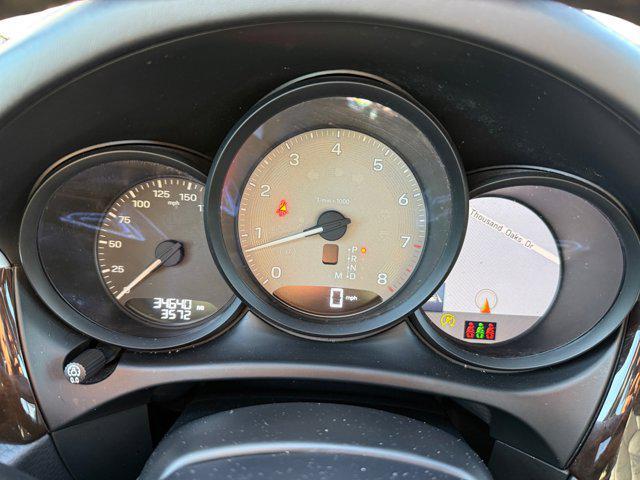 Photo of 2022 Blue Porsche Macan