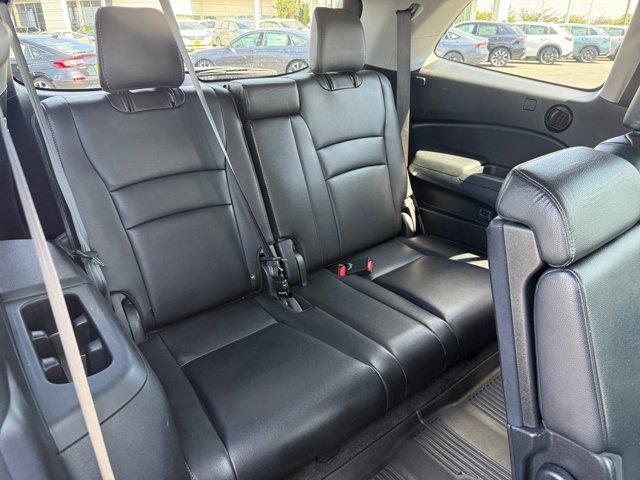 Photo of 2019 Modern Steel Metallic Honda Pilot