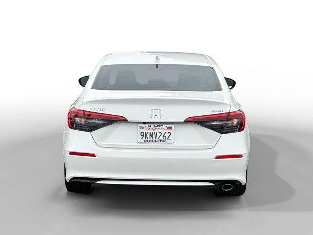 Photo of 2024 Platinum White Pearl Honda Civic