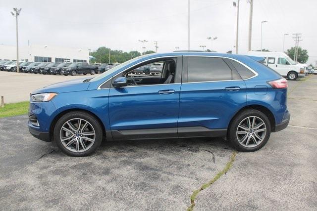 Photo of 2020 Atlas Blue Metallic Ford Edge