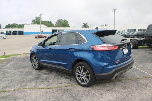 Photo of 2020 Atlas Blue Metallic Ford Edge