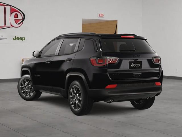 Photo of 2025 Diamond Black Jeep Compass