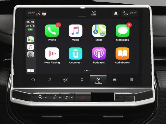 Photo of 2025 Diamond Black Jeep Compass