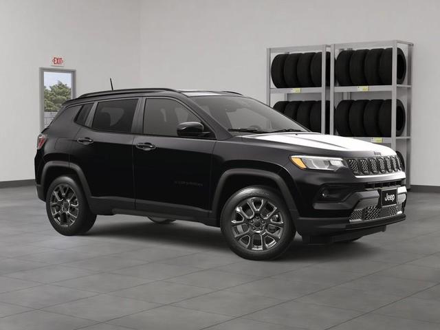 Photo of 2025 Diamond Black Jeep Compass