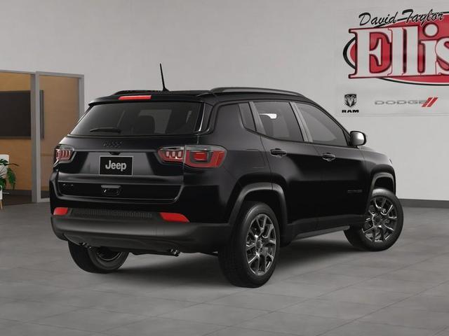 Photo of 2025 Diamond Black Jeep Compass